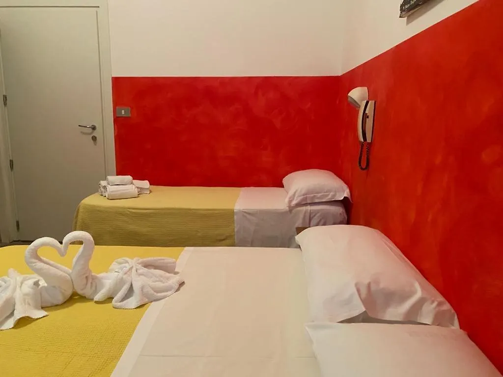 Villa Derna Rimini 2*,  Italia