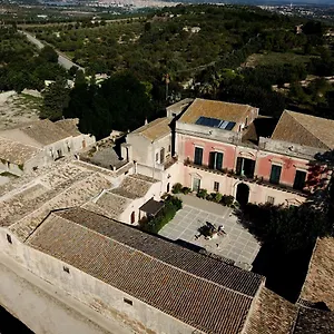 Casale Modica Villa Noto