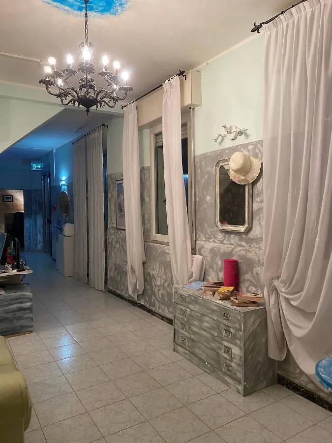 Villa Derna Rimini 2*,